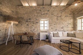 Bassa Maina Villas & Suites