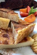 Bassa Maina Villas & Suites