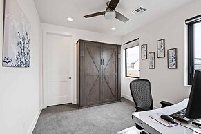 My Blue Heaven 6 Bedroom Home