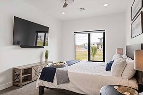 My Blue Heaven 6 Bedroom Home