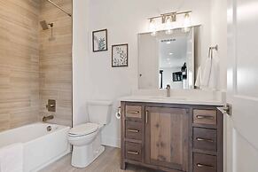 My Blue Heaven 6 Bedroom Home