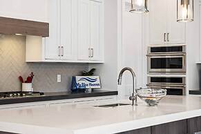 My Blue Heaven 6 Bedroom Home