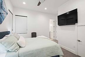 My Blue Heaven 6 Bedroom Home