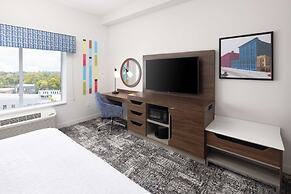 Hampton Inn & Suites Rochester Downtown