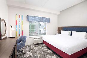 Hampton Inn & Suites Rochester Downtown