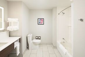 Hampton Inn & Suites Rochester Downtown