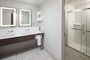 Hampton Inn & Suites Rochester Downtown