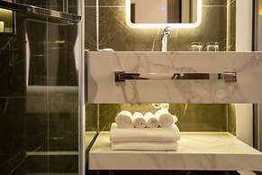 Calidum Phu Quoc Hotel