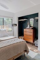 Quiet Convenient and Modern Haven