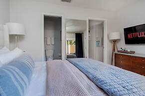 Quiet Convenient and Modern Haven