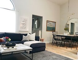 Quiet Convenient and Modern Haven