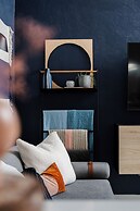 Quiet Convenient and Modern Haven