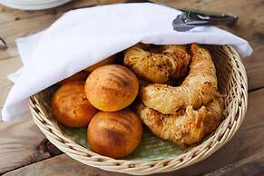 HOTEL HACIENDA SANTA CLARA