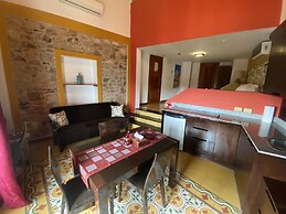 Oasis Hotel
