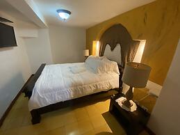 Oasis Hotel