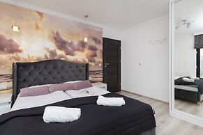 Winter's Residence Apartment by Renters