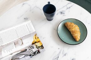 Winter's Residence Apartment by Renters