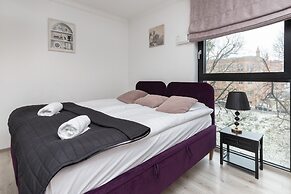 Winter's Residence Apartment by Renters