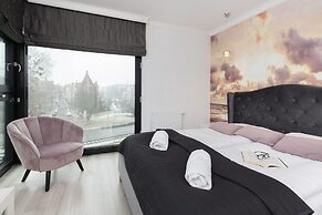 Winter's Residence Apartment by Renters