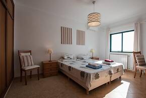 Casa Josephine by Portucasa