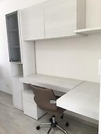 Seafront Penthouse Triplex- Roof Terrace & Hot Tub