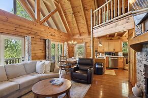 The Cowboy Way Cabin 4 Bedroom Cabin by RedAwning