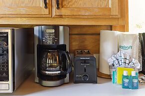 The Cowboy Way Cabin 4 Bedroom Cabin by RedAwning