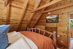 The Cowboy Way Cabin 4 Bedroom Cabin by RedAwning