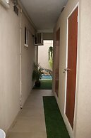 1-bed Self Contained Apartment in Noord With Pool