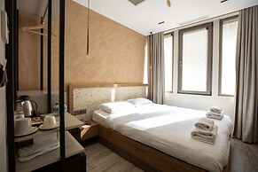 21 Rooms Hotel