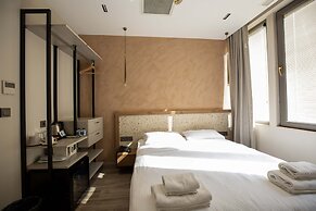 21 Rooms Hotel