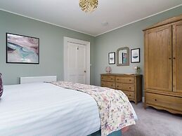 Wansfell at Lipwood House