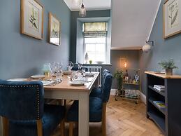 Wansfell at Lipwood House