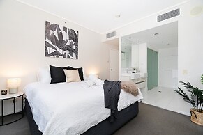 Exec Family Suite w River Views