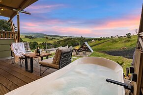 Cicada Luxury Camping