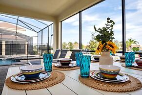 Stunning Villa With Themed Room's and Game Room, Right Across From the