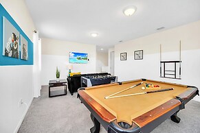 Stunning Villa With Themed Room's and Game Room, Right Across From the