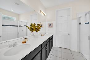 Stunning Villa With Themed Room's and Game Room, Right Across From the