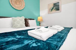 Stunning Villa With Themed Room's and Game Room, Right Across From the