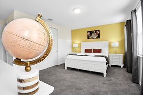 Stunning Villa With Themed Room's and Game Room, Right Across From the