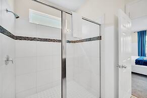 Stunning Villa With Themed Room's and Game Room, Right Across From the