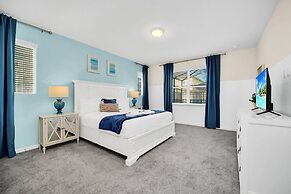 Stunning Villa With Themed Room's and Game Room, Right Across From the