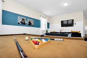 Stunning Villa With Themed Room's and Game Room, Right Across From the