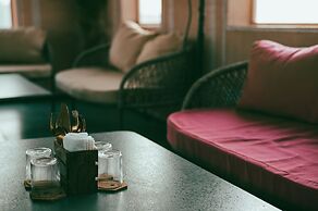 Bur Dera A Boutique Luxury Hotel