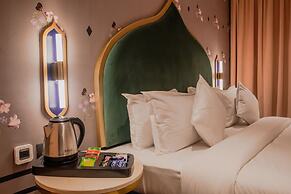 Bur Dera A Boutique Luxury Hotel