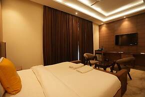 Lime Tree Hotels & Banquet Greater Noida