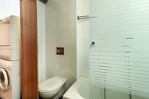 High end 2 BR w panoramic City view