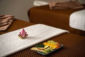 WAKA VILLA Private Resort & Spa 16 + Adults Only