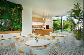 WAKA VILLA Private Resort & Spa 16 + Adults Only