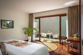 WAKA VILLA Private Resort & Spa 16 + Adults Only